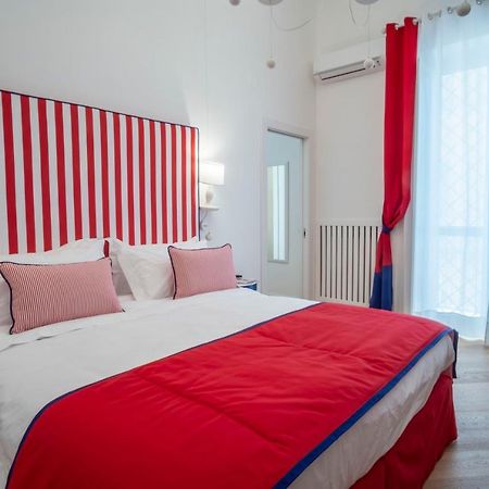 Sea View Luxury Apartment 卡斯特拉玛雷帝斯达比亚 外观 照片
